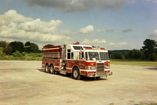 Engine 33-5 at Sadsburyville Fire Company on standby